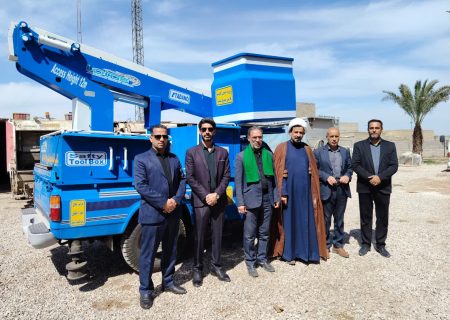 اضافه شدن یک دستگاه بالابر به ماشین آلات خدمات شهری شهرداری حمیدیه