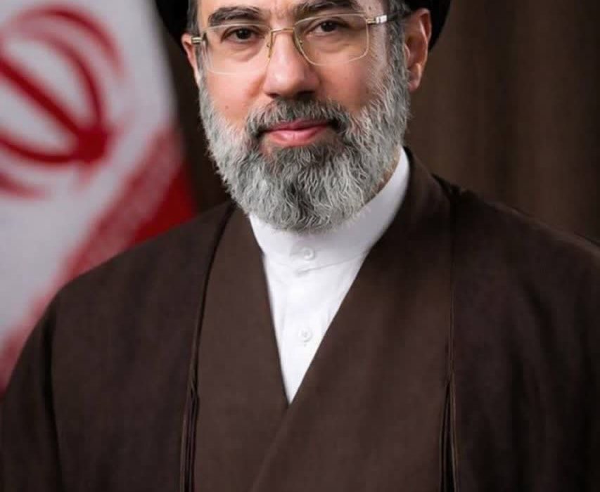 سومین رهبر انقلاب اسلامی ایران انتخاب شد